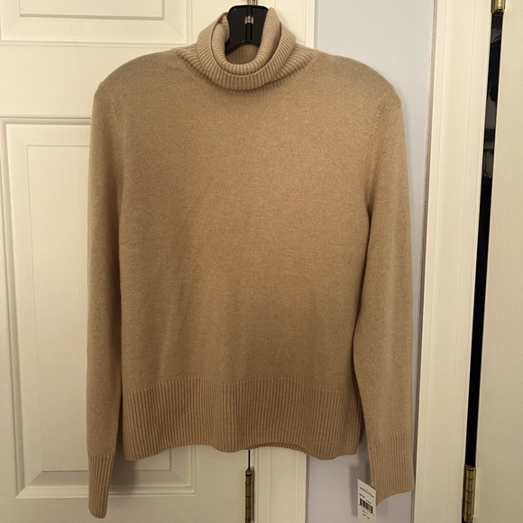 Red Moon Cashmere Sweater - Picture 1 of 4